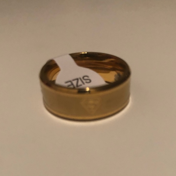 Superman Stainless Steel Gold Titanium Band Ring - Picture 2 of 7